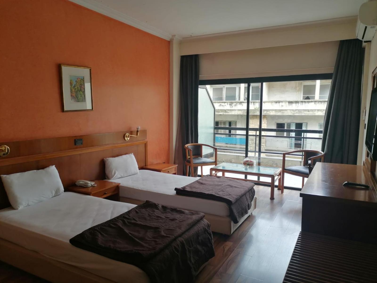 Charles Hotel Beyrut Dış mekan fotoğraf